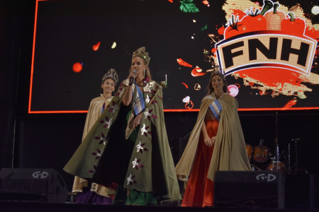 Comenzó la Fiesta Nacional de la Horticultura con una noche llena de talento local